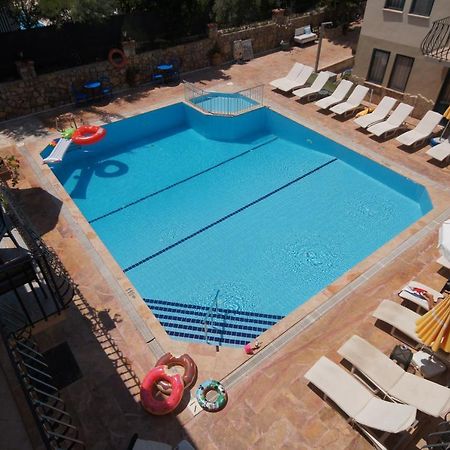 Poppy Apartments フェティエ エクステリア 写真